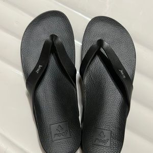 Reef sandals size 36 eu